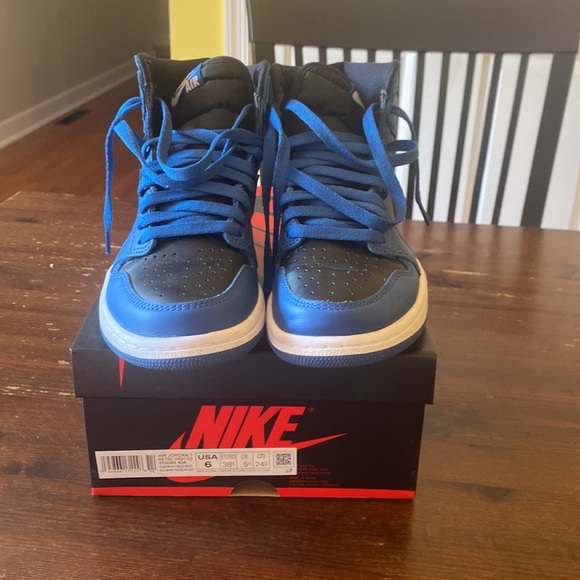 Air Jordan 1 Retro High OG // US Mens 6 
US Women’s 7.5 - Picture 3 of 5